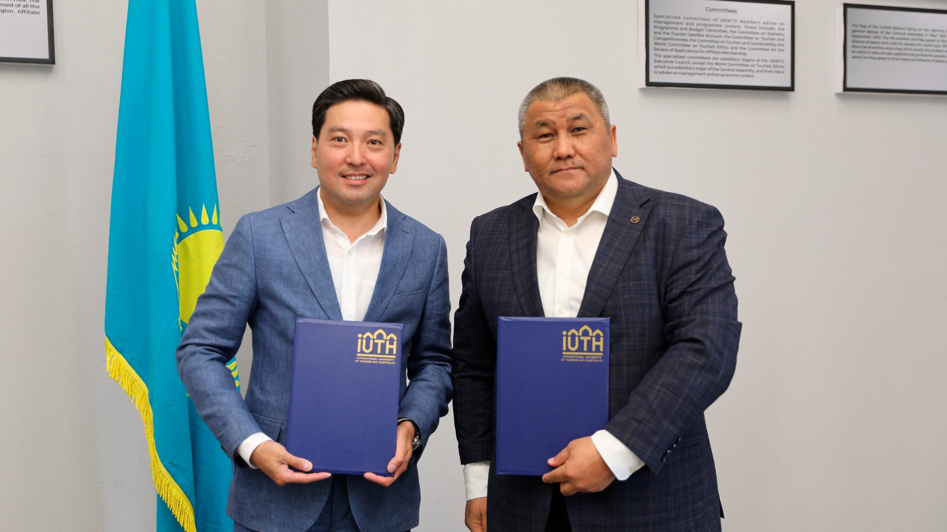 Порно: Күйеуінің көзінше орыс массажын алған әйел Пискадан ауызға отырды